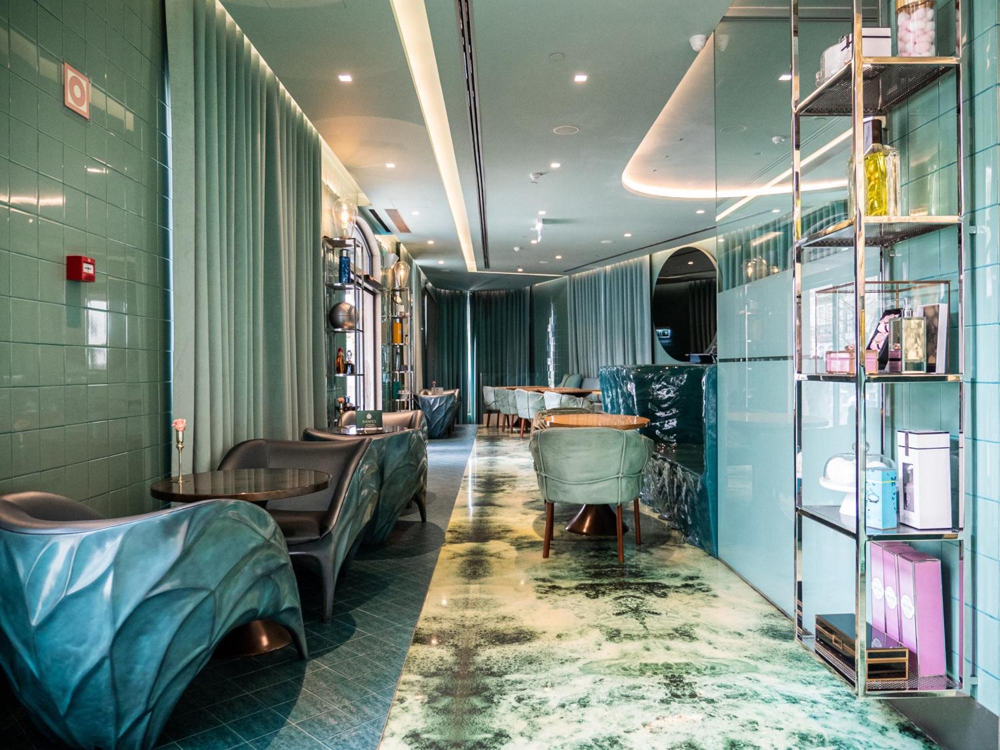 Wc By The Beautique Hotels Lisbon Exterior photo