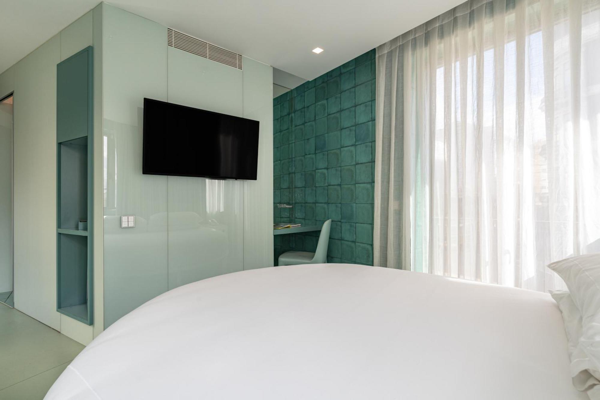 Wc By The Beautique Hotels Lisbon Exterior photo