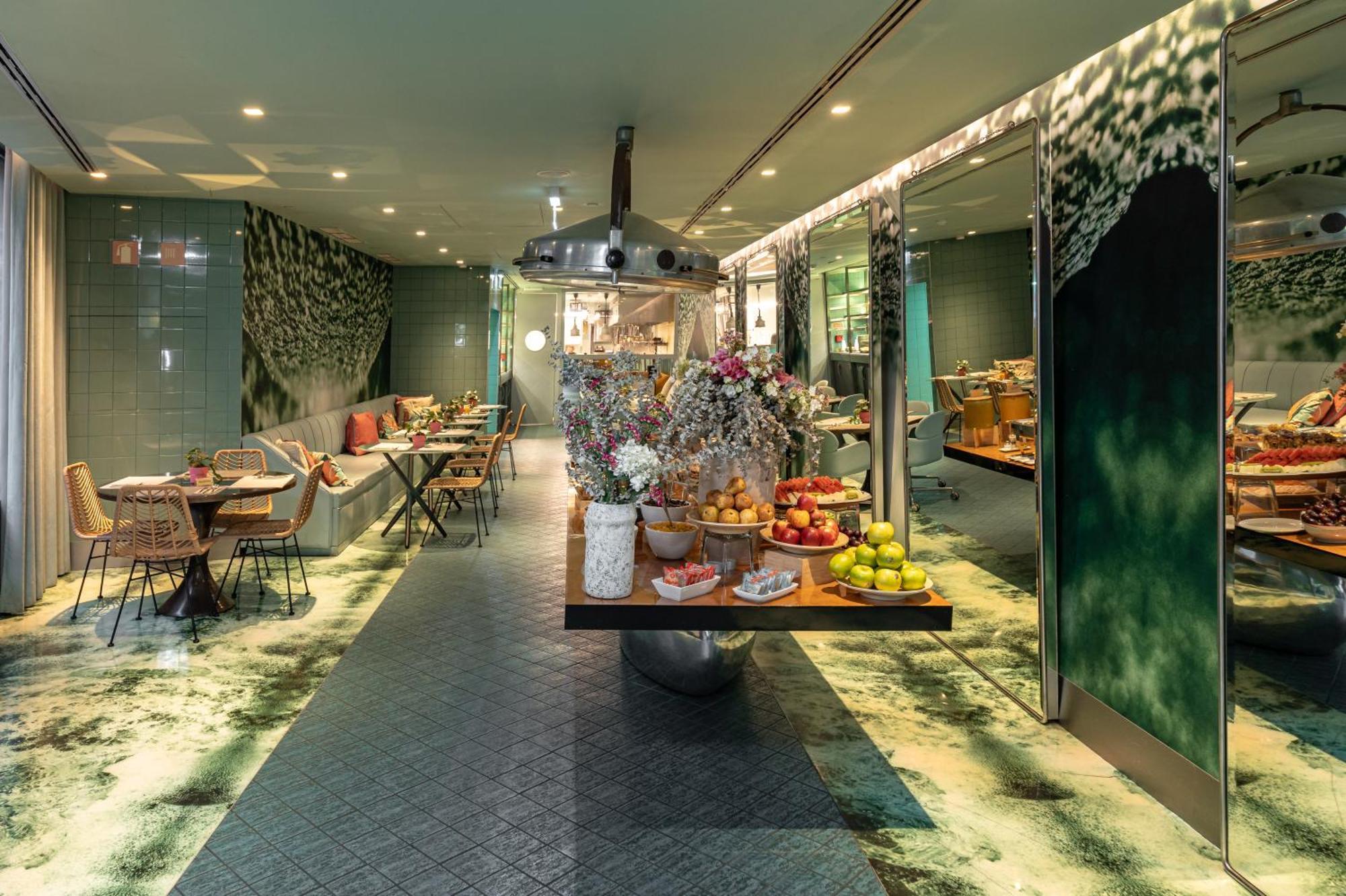 Wc By The Beautique Hotels Lisbon Exterior photo